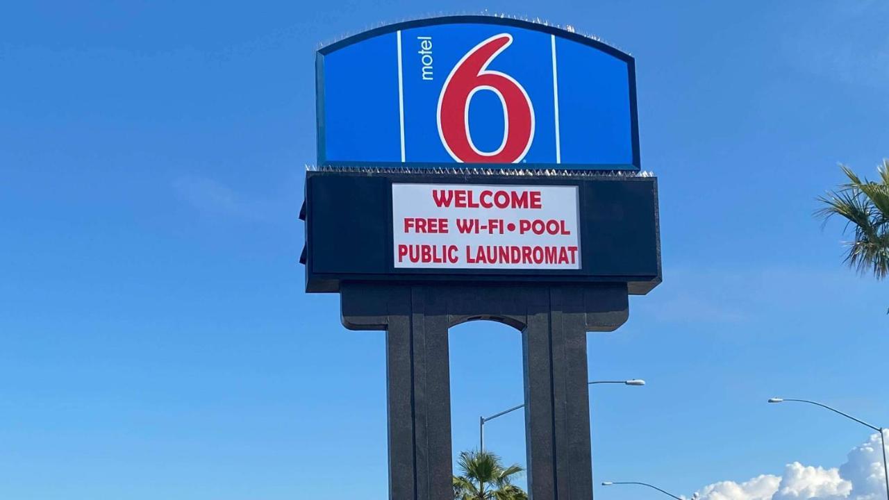Motel 6 Bullhead City, Az - Laughlin Экстерьер фото